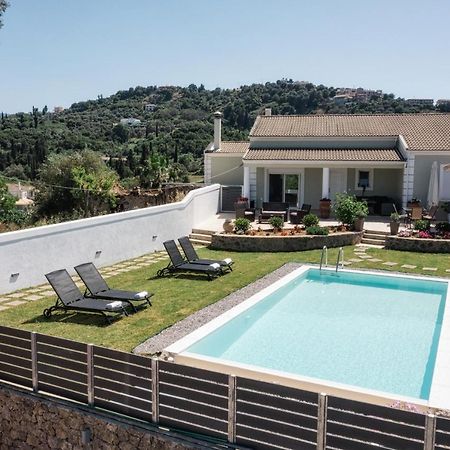 הוילה Kompítsion Katikia House מראה חיצוני תמונה