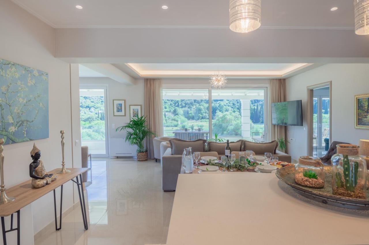 הוילה Kompítsion Katikia House מראה חיצוני תמונה